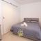 Affleck Stay 1 - SJA Stays - Modern 2 Bed Apartment - With Parking - 阿伯丁
