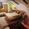 Cozy, open plan barn with log burner - Truro