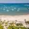Gorgeous 2BD Condo, Steps to Beach - 蓬塔卡纳