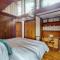 Elk Mid-Century - Guest House