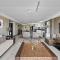 Beachfront-Adults Only-Majestic View 3BRcondo-E221