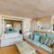 Oceanfront Delight