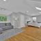 Oceanfront Villa with Skyline Views - Keansburg