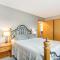 Close to MSU and Drury University Home with Patio! - Springfield