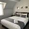 10 Jacques Apartment Akaroa with car park