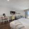 Beachfront Walkout Condo Pointes North Resort 2874 - 特拉弗斯城