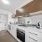 Bright 1-Bed Apartment with Balcony