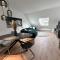Fancy Apartment with 4K TV for 3 people and 2 people sleep couch - includes kitchen - Essen