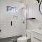 2BR Bungalow - Private Yard and Walkable East Austin - Austin