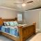 Cedar creek lake front home with Gorgeous Sunset - Kemp