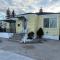 2BR Gem: Modern Comfort & Style