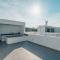 Spectacular Modern Apartment with Front-line Sea Views and Roof Terrace - Kharcha