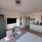 M&M Luxury Apartments