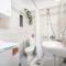AthensCity Apt-G2 with balcony - أثينا