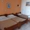 Antikristo Rooms