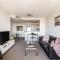2 Bedroom Darling Harbour Waterviews Parking Pool