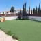 4 bdr villa with huge patio area and walking distance to beach
