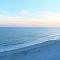 Stunning Ocean Front Views steps to BoardwalkPier - Мертл-Біч