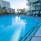 Oceanfront Remodeled Condo with Pools, Coral Beach - ميرتل بيتش