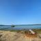 Sunrise Sands Retreat Beach and Dock - 特拉弗斯城