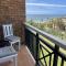 Ocean Daze Brookes Hill Suites - Beachfront Spot
