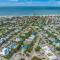 Griffins Island Getaway - Coastal Luxury with Private Pool Game Room Steps to Anna Maria Beaches - هولمز بيتش