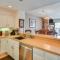 Comfy Avon Condo with Pool and Eagle River Views!