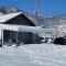 Completely private house, karaoke room, massage machine, barbecue, 2 toilets, comfortable house where you can play all night, 5 minutes by car by the sea - Yangyang