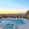 Oceanfront, Centrally Located, Huge 5k sq ft Home w Huge Private Pool, Hot tub, & Gameroom - ميرتل بيتش