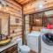 Rustic Paradise Pool Table, Hot Tub, Sleeps 12 - بروكن بو