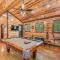 Rustic Paradise Pool Table, Hot Tub, Sleeps 12 - بروكن بو