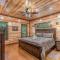Rustic Paradise Pool Table, Hot Tub, Sleeps 12 - بروكن بو