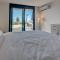 Sea Salt Apartment