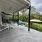 Entire 5BR resort-like Home with Private Pool - Albany Creek
