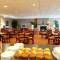 Coast Grimshaw Hotel & Suites