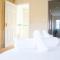 4x Bed Elegant Home with Parking - 伊利