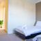 4x Bed Elegant Home with Parking - 伊利