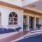 Buena Vista Chic Hotel