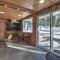 Cascade Cabin with Mountain View and River Access
