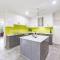 Zenhouse Harmony 4BR Modern Home Near CDU and Hospital - Leanyer