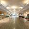 Toshi Center Hotel