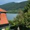 with lake view Comfortable holiday residence