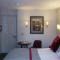 Old Parsonage Hotel