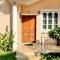 2bhk Lovely Villa near Colva beach with Pool and Lawn - Madgaon