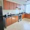 4 Bedrooms apartment with pool and beach access
