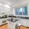 Gold Coast Pristine Home Rooftop PoolTable Parking - شيكاغو