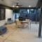 Stylish 4BR Prime Location Close to All! - Мемфіс