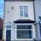 3 Bedroom Contractor House, 5 Min Walk To Pub - 伯明翰