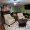 6BR in Suburban area close to Freeway and Galeria