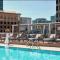 Beautiful 3BR High RisePool, Spa Rooftop Views - 洛杉矶